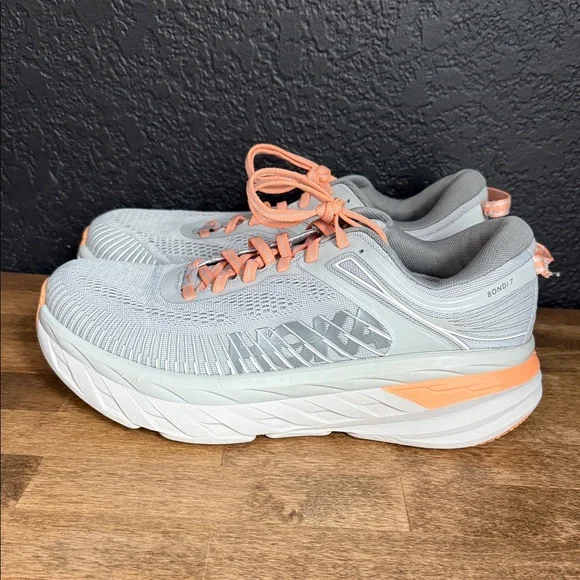 Hoka Bondi 7 Men’s Running Shoes - Light Gray with Orange Accents Size 9 - Picture 3 of 5